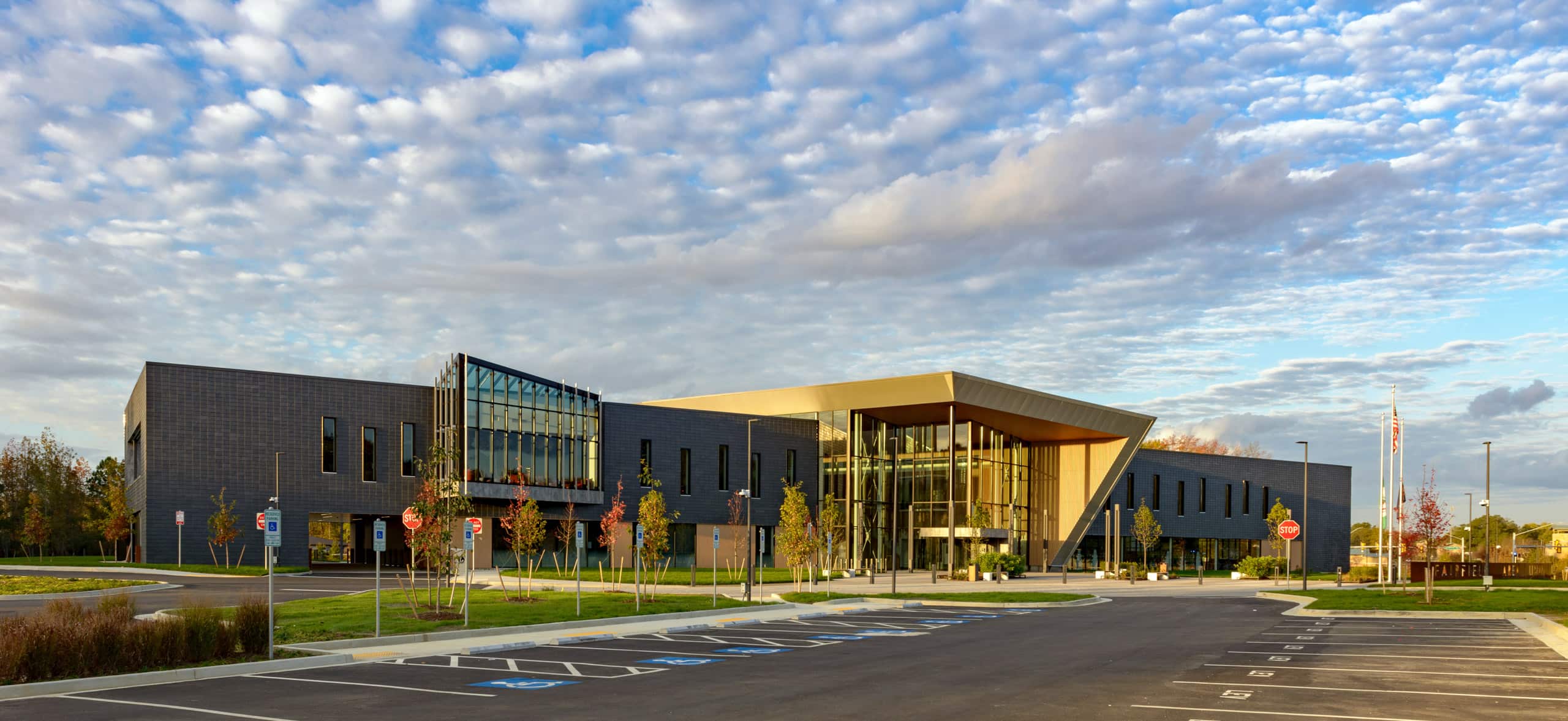 Fairfield Area Library - Cupaclad Rainscreen & Richlite Signage - Case ...